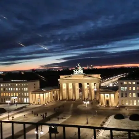 Nexliving Brandenburger Tor Apart Otel Berlin