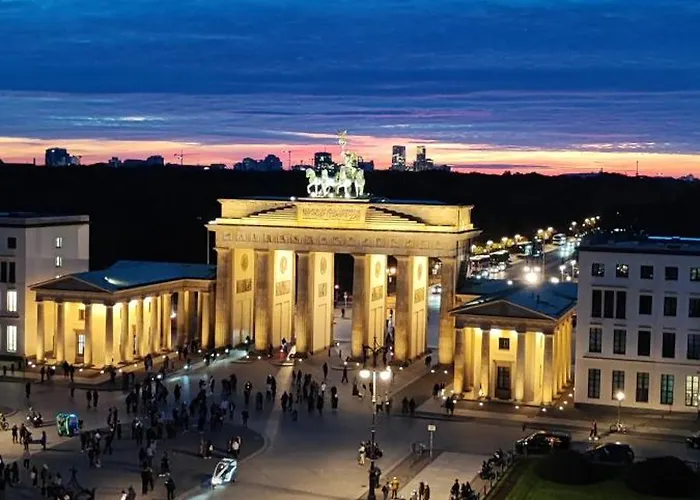 Nexliving Brandenburger Tor 4* Berlin