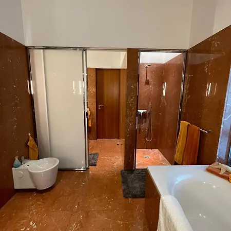 Hotel apartamentowy Nexliving Brandenburger Tor 4*