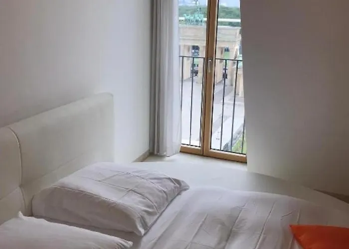 Nexliving Brandenburger Tor شقة فندقية 4*